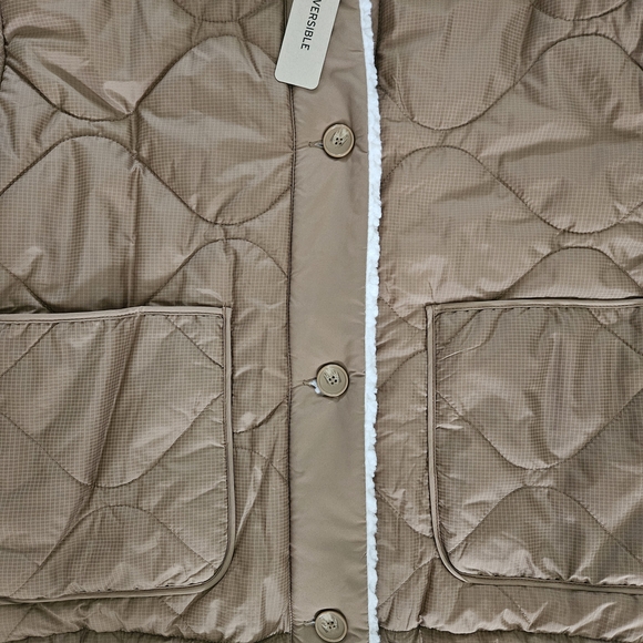 NWT Levi's Quilted Fleece Reversible Brown Jacket Size M Winter Sherpa Utility - Picture 6 of 16
